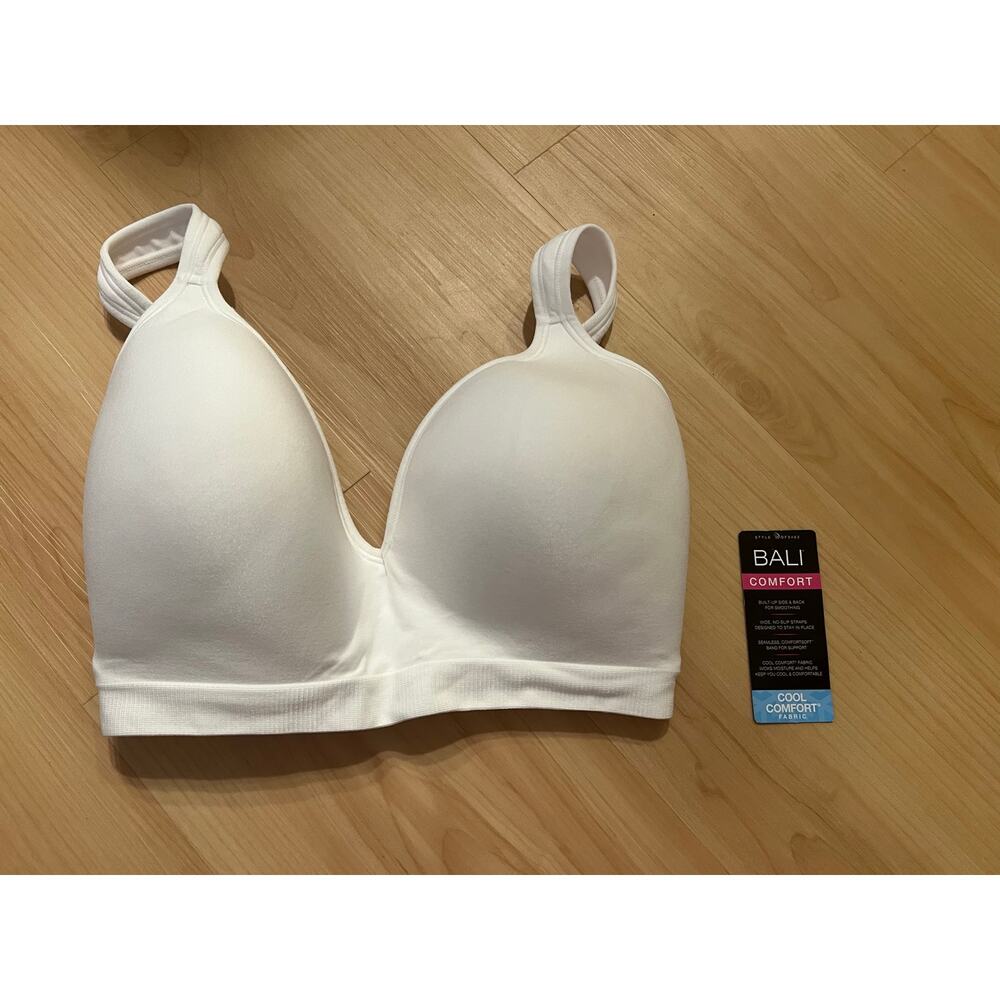 Bali Comfort Revolution Wireless Bra - Picture 3 of 6